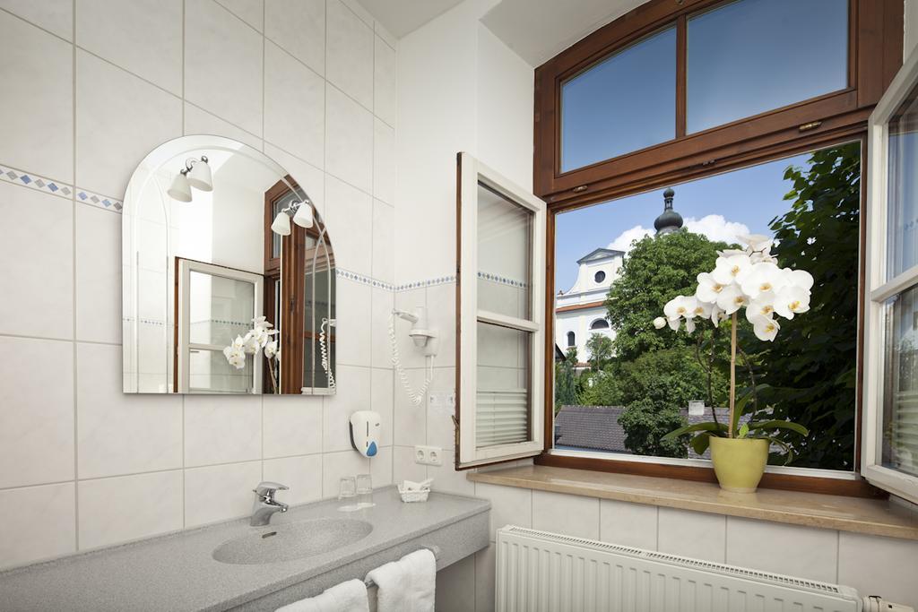 Hotel Angerbraeu Murnau am Staffelsee Habitación foto
